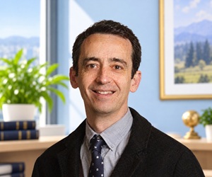 Dr. Radu Cîmpean